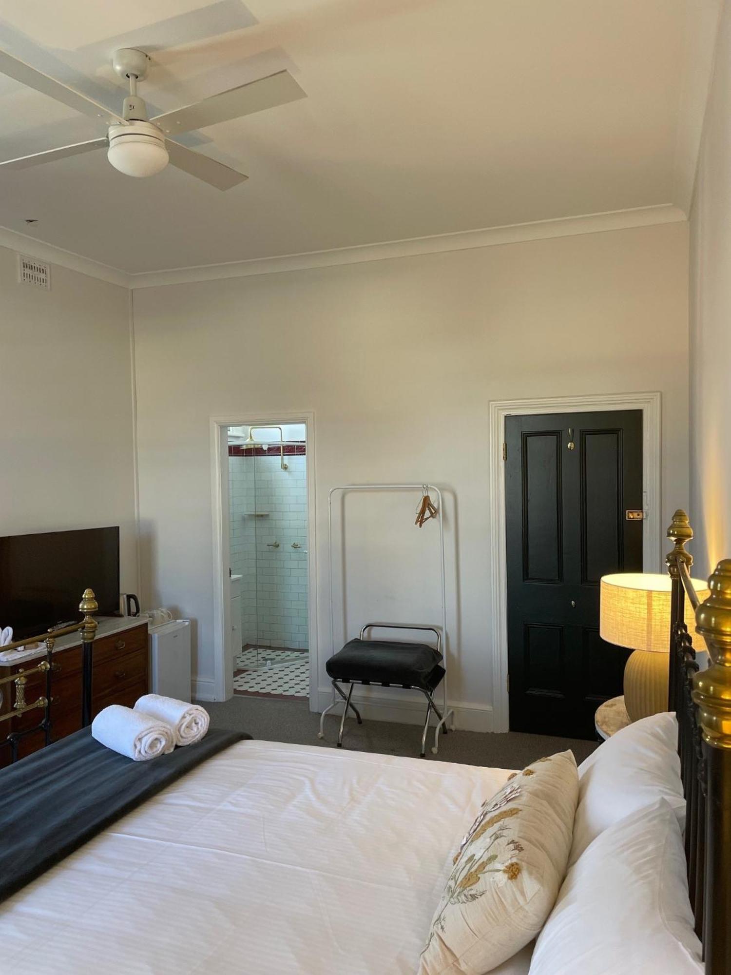 The Bolt Inn Uralla Exteriér fotografie